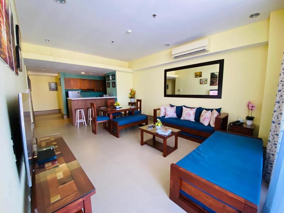 Anvaya Cove Penthouse Unit 10-2 BR. Apartment Morong  Bagian luar foto