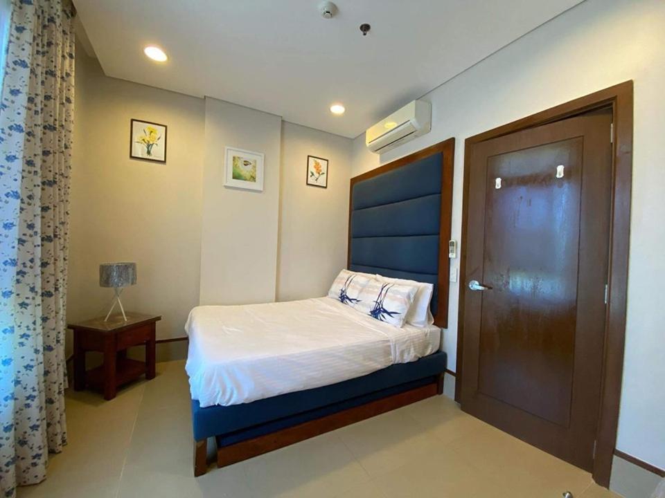 Anvaya Cove Penthouse Unit 10-2 BR. Apartment Morong  Bagian luar foto